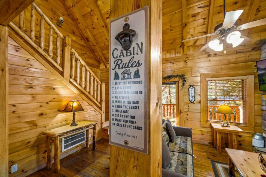 Charming Cabin W/ Hot Tub, Game Room, Top Location Pigeon Forge Exterior photo