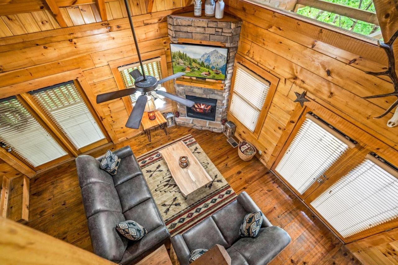 Charming Cabin W/ Hot Tub, Game Room, Top Location Pigeon Forge Exterior photo